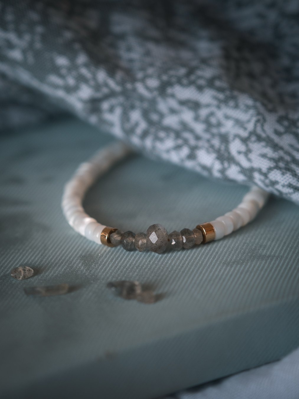 INDIRA - nacre et labradorite