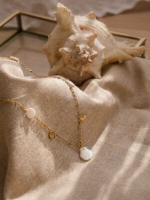 29042025-DSCF7321 collier bohème chic coquillage nacre